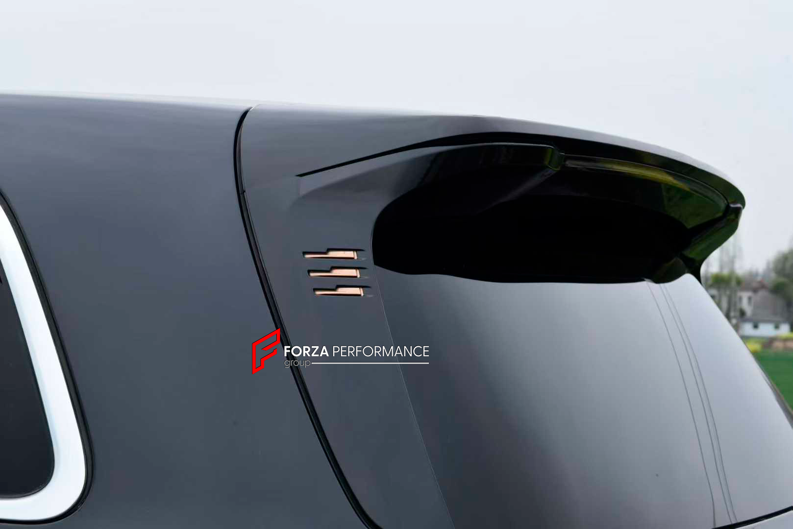 BODY KIT for LIXIANG L9

Set includes:

Front Bumper Assembly
Side Skirts
Rear Bumper Assembly

Material: Plastic

Note: Professional installation is required.
