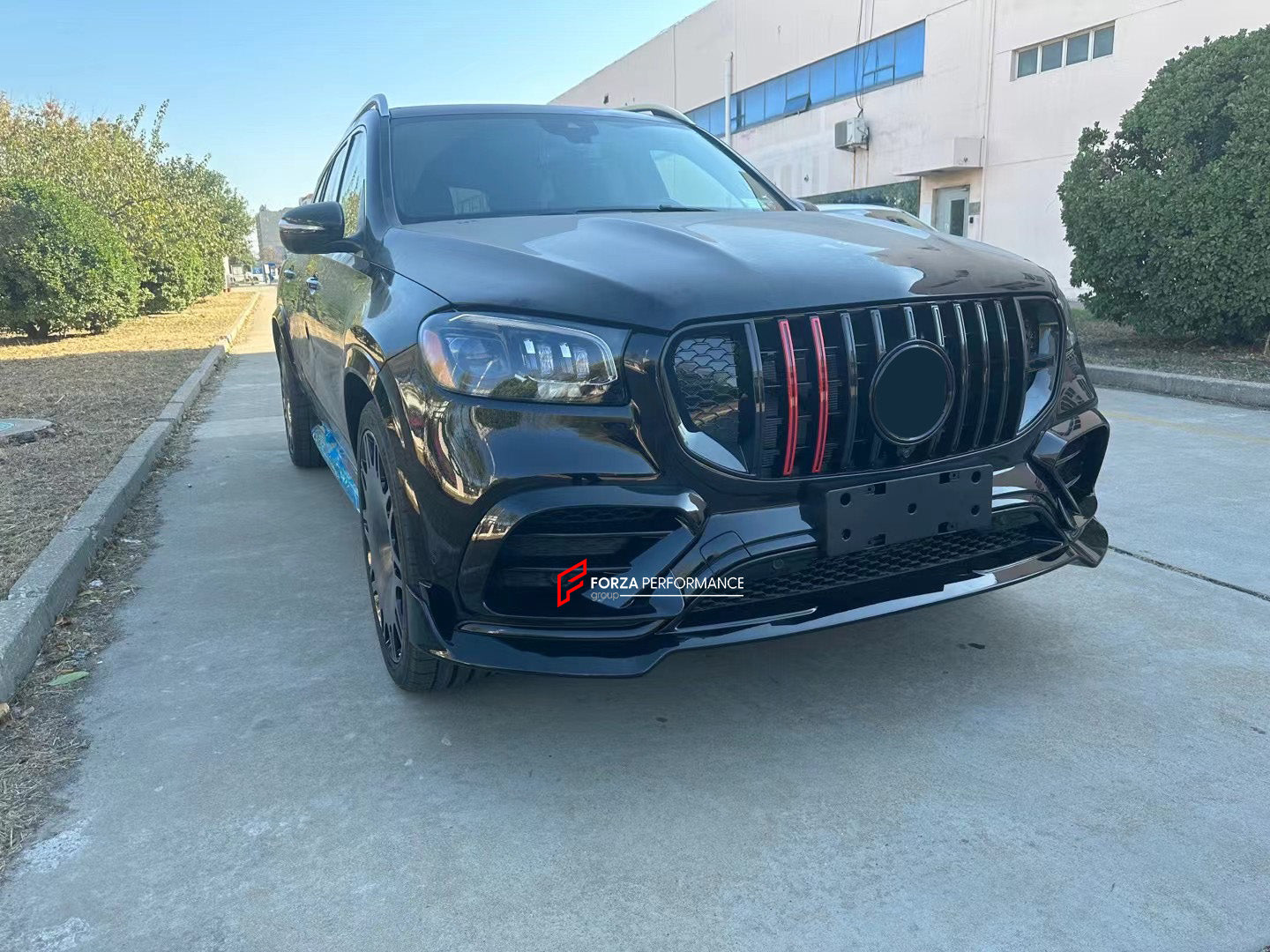 BODY KIT for MERCEDES-BENZ GLS63 AMG X167 2020+



Set includes:

Front Lip
Front Bumper Assembly
Front Grille
Fender Flares
Rear Bumper
Rear Diffuser
Exhaust Tips