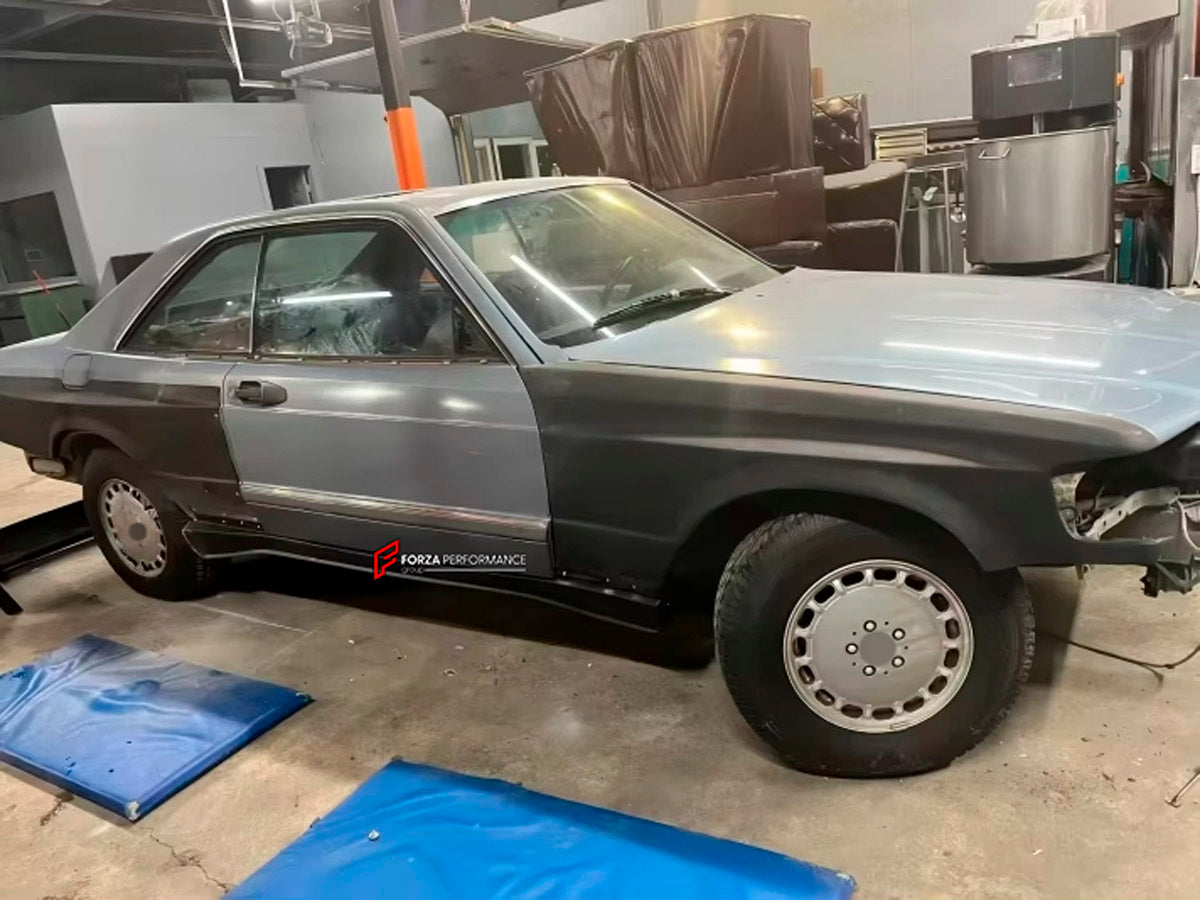 BODY KIT for Mercedes Benz S CLASS 560SEC W126 1981 - 1991
Set includes:

Front Bumper
Front Fenders
Side Skirts
Side Moldings
Rear Fenders
Rear Bumper
Material: Plastic

NOTE: Professional installation is required.