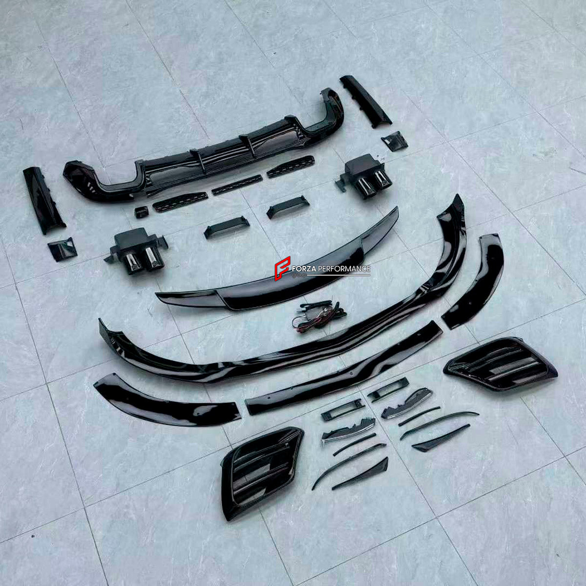 BODY KIT for Mercedes Benz S Class W223 2020+
Set includes:

Front Lip
Front Bumper Vents
Ducktail Spoiler
Rear Diffuser
Exhaust Tips
Material: Plastic

NOTE: Professional installation is required.