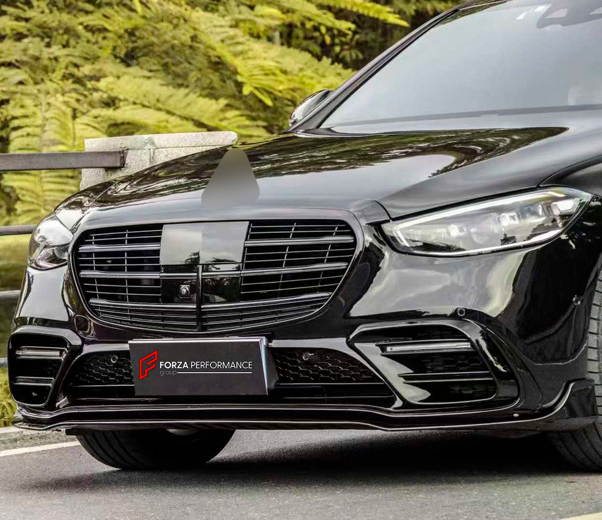 BODY KIT for Mercedes Benz S Class W223 2020+
Set includes:

Front Lip
Front Bumper Vents
Ducktail Spoiler
Rear Diffuser
Exhaust Tips
Material: Plastic

NOTE: Professional installation is required.