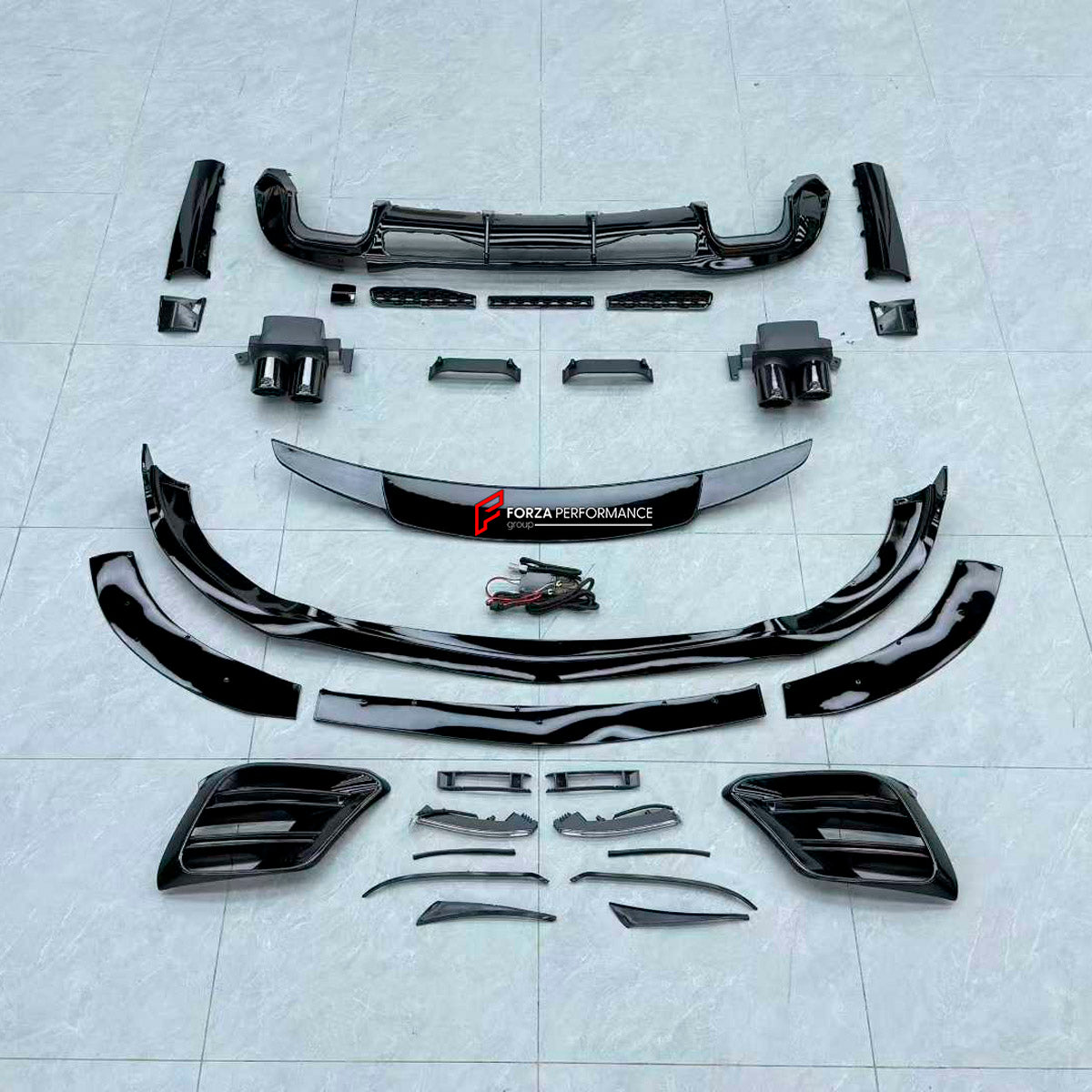 BODY KIT for Mercedes Benz S Class W223 2020+
Set includes:

Front Lip
Front Bumper Vents
Ducktail Spoiler
Rear Diffuser
Exhaust Tips
Material: Plastic

NOTE: Professional installation is required.