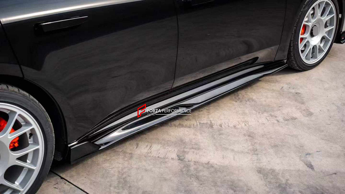 BODY KIT for NIO ET5T TOURING 2023+

Set includes:
Front Lip
Side Skirts
Rear Bumper Fins
Rear Diffuser

Material: Plastic

NOTE: Professional installation is required.