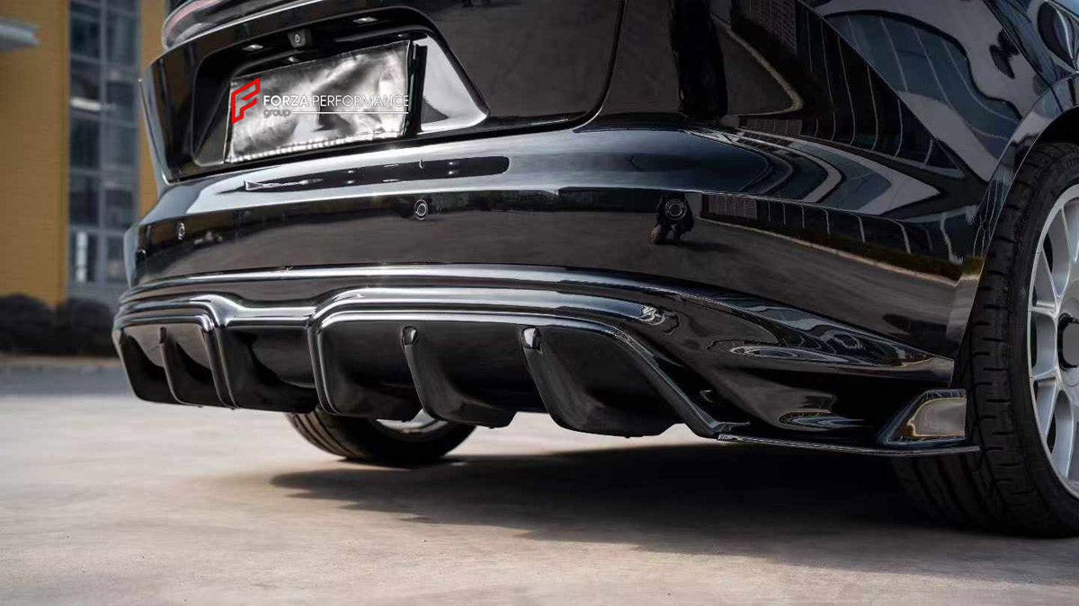 BODY KIT for NIO ET5T TOURING 2023+

Set includes:
Front Lip
Side Skirts
Rear Bumper Fins
Rear Diffuser

Material: Plastic

NOTE: Professional installation is required.