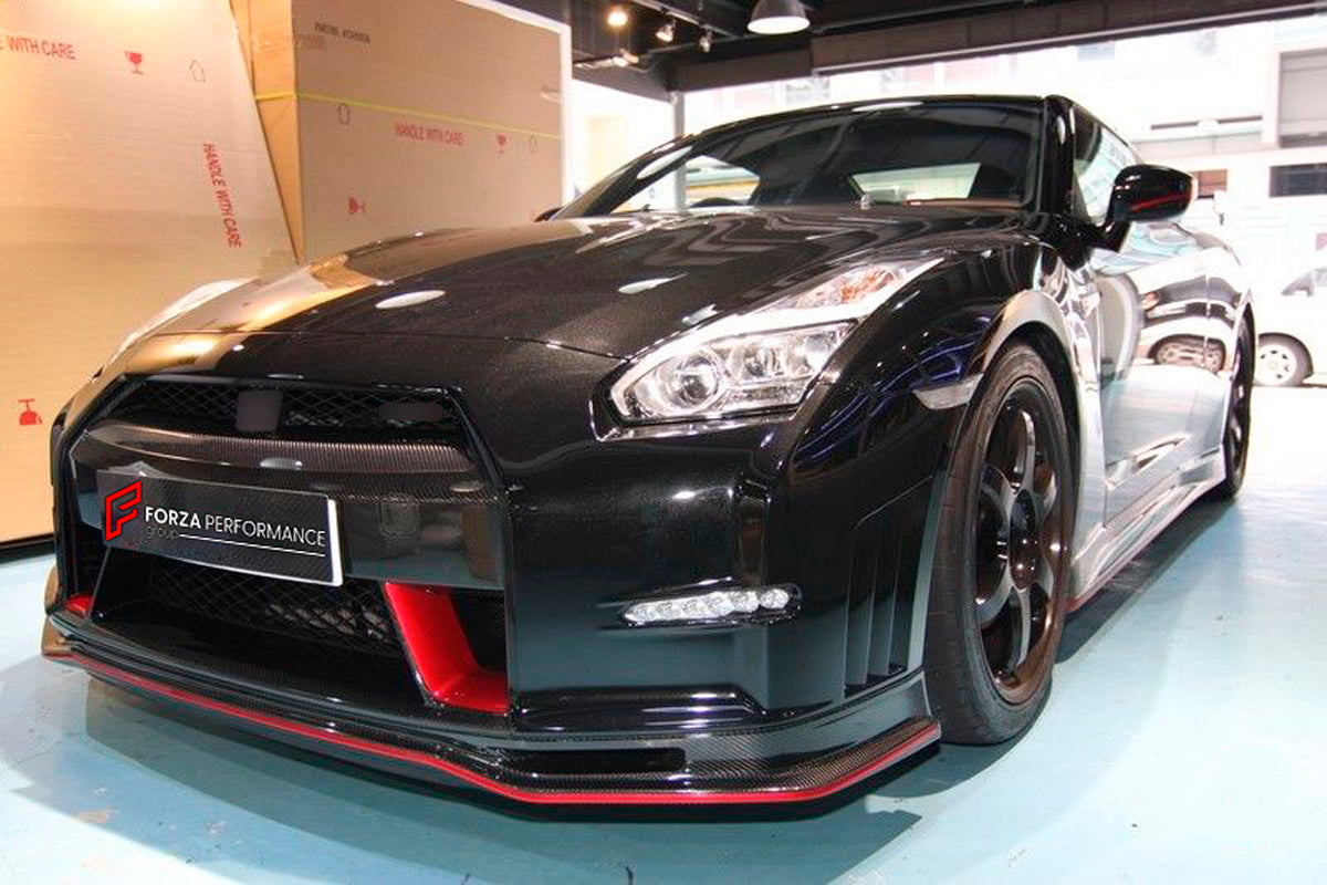 CARBON BODY KIT for Nissan R35
Set includes:

Front Bumper
Front Spoiler Lip
Side Skirt
Rear Bumper
Rear Diffuser
Rear Wing Spoiler
Material: Carbon

NOTE: Professional installation is required.
