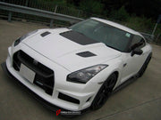 BODY KIT for Nissan R35 GT-R
Set includes:

Front Bumper
Front Spoiler Lip
Side Skirt
Rear Fender Flare
Rear Bumper With Diffuser
Material: Fiberglass

NOTE: Professional installation is required.