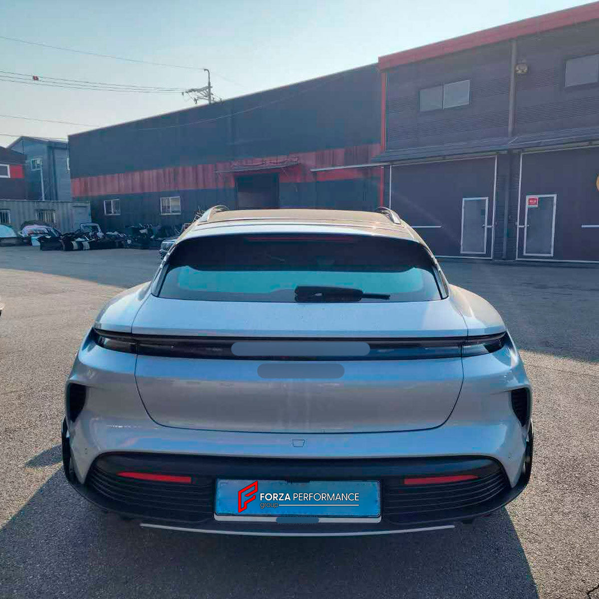 BODY KIT for Porsche Taycan Turbo GT 2024+
Set includes:

Front Bumper Assembly
Front Lip
Roof Spoiler
Rear Bumper Assembly
Rear Diffuser
Material: Plastic

NOTE: Professional installation is required.