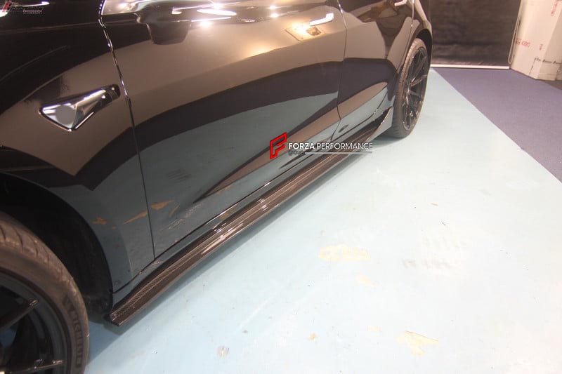 BODY KIT for TESLA MODEL 3 FR DESIGN CARBON FIBER

Set includes:
Front Splitter
Rear Diffuser
Side Skirt
Tail Spoiler

Material: Carbon

NOTE: Professional installation is required.