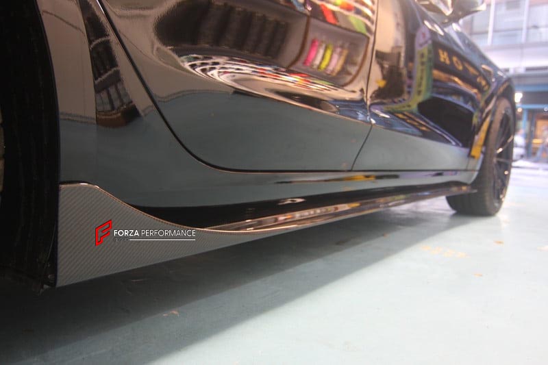 BODY KIT for TESLA MODEL 3 FR DESIGN CARBON FIBER

Set includes:
Front Splitter
Rear Diffuser
Side Skirt
Tail Spoiler

Material: Carbon

NOTE: Professional installation is required.