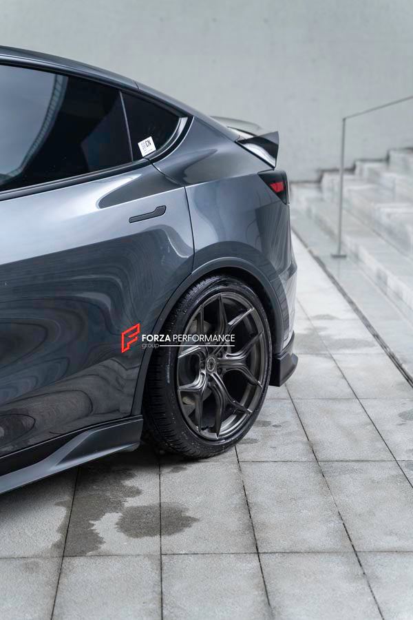 BODY KIT for TESLA MODEL Y JUNIPER 2025+

Set includes:

Front Lip

Side Skirts

Rear Spoiler
Rear Diffuser

Material: Plastic

Note: Professional installation is required