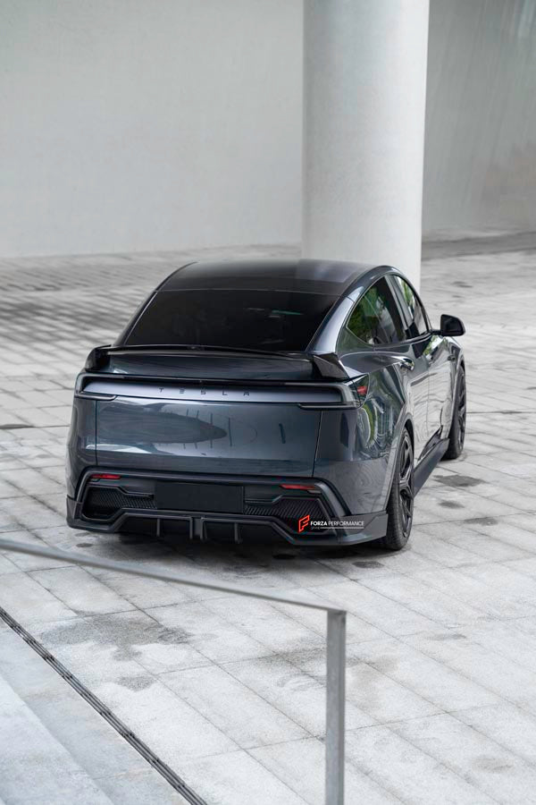 BODY KIT for TESLA MODEL Y JUNIPER 2025+

Set includes:

Front Lip

Side Skirts

Rear Spoiler
Rear Diffuser

Material: Plastic

Note: Professional installation is required
