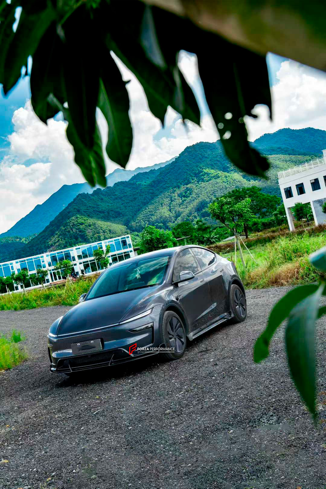 BODY KIT for TESLA MODEL Y JUNIPER 2025+

Set includes:

Front Lip

Side Skirts

Rear Diffuser

Material: Plastic

Note: Professional installation is required