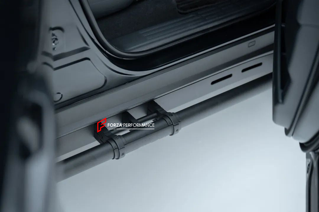 SIDE BARS for TOYOTA LAND CRUISER 250 LC 250 2024

Set includes:

Side Bars

Weight: 29.8 kg (65.69 lbs)

Material: Aluminium, Magnesium.&nbsp;

Note: Professional installation is required.
