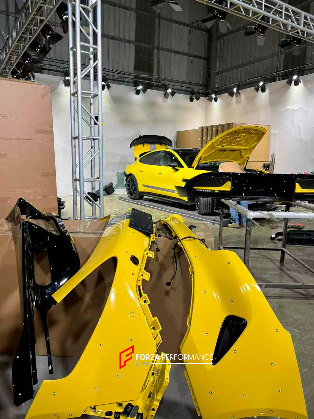BODY KIT for XIAOMI SU7 2024+

Set includes:

Front Lip

Front Bumper
Hood/Bonnet
Side Skirts
Rear Diffuser

Material: Plastic

Note: Professional installation is required.
