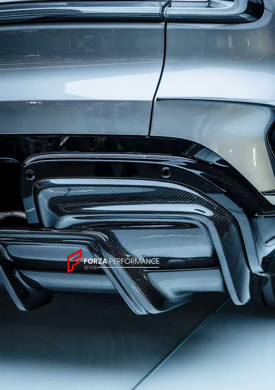 DRY CARBON BODY KIT for XIAOMI YU7 2025+

Set includes:
Front Lip
Front Bumper Canards
Rear Diffuser

Material: Dry Carbon

NOTE: Professional installation is required.