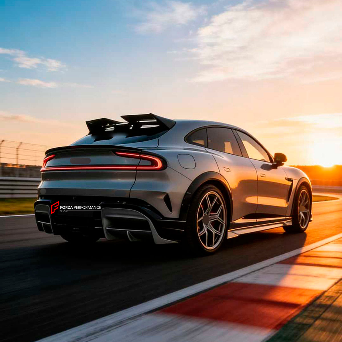 BODY KIT for XIAOMI YU7 2025+ FORZA PERFORMANCE custom fit XIAOMI YU7 YOFER
Set includes:

Front Bumper
Front Bumper Vents
Side Skirts
Roof Spoiler
Rear Bumper Vents
Rear Bumper
Material: Plastic

NOTE: Professional installation is required.