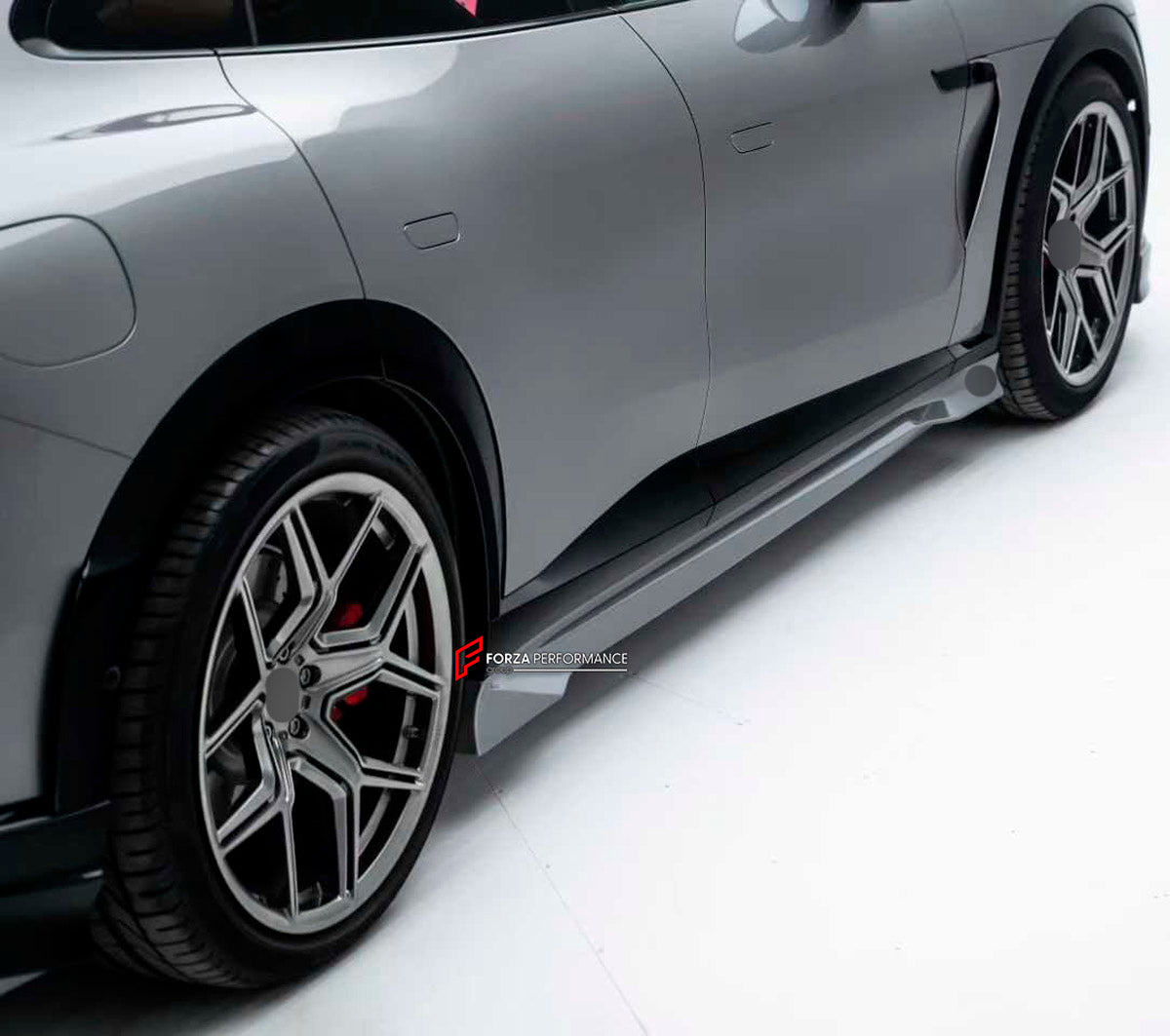 BODY KIT for XIAOMI YU7 2025+ FORZA PERFORMANCE custom fit XIAOMI YU7 YOFER
Set includes:

Front Bumper
Front Bumper Vents
Side Skirts
Roof Spoiler
Rear Bumper Vents
Rear Bumper
Material: Plastic

NOTE: Professional installation is required.