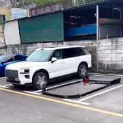 BODY KIT for ZEEKR 9X 2025+

Set includes:
Front Lip

Side Skirts
Rear Diffuser


Material: Plastic

NOTE: Professional installation is required.