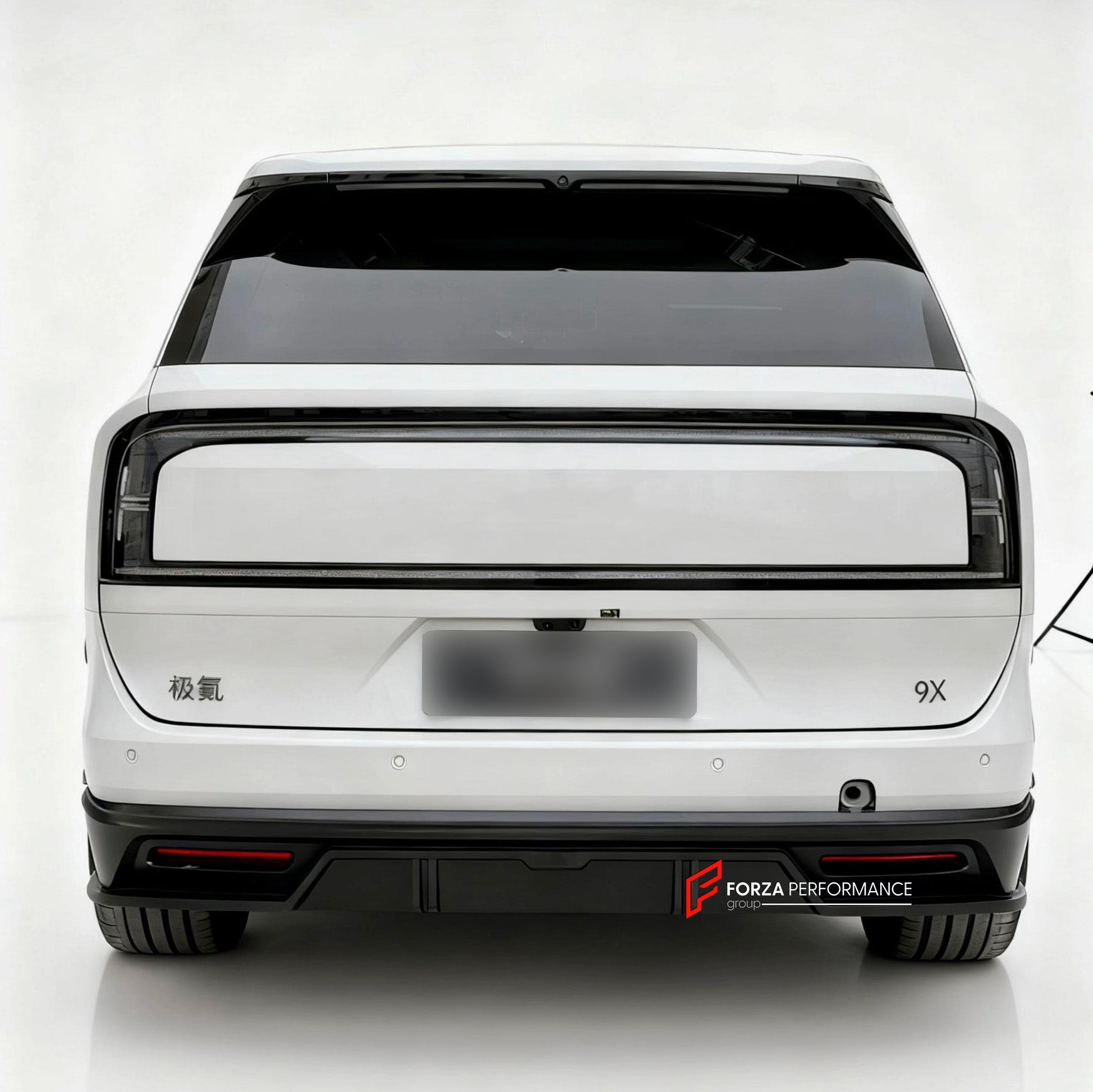 BODY KIT for ZEEKR 9X 2025+

Set includes:
Front Lip

Side Skirts
Rear Diffuser


Material: Plastic

NOTE: Professional installation is required.