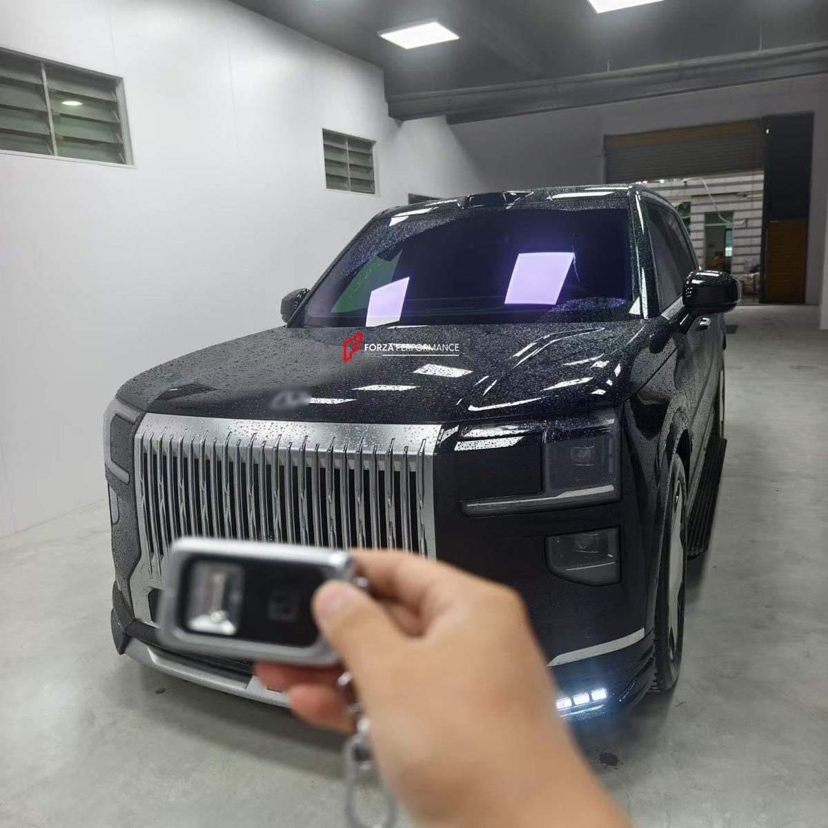 WIDE BODY KIT for Zeekr 9X 2025+
Set includes:

Front Lip
Front Bumper Side Trims
Headlights Covers
Hood Scoop
Front Fender Flares
Side Skirts
Rear Fender Flares
Roof Spoiler
Trunk Spoiler
Rear Diffuser
Material: Plastic PP
Renegade RNG Design

NOTE: Professional installation is required.