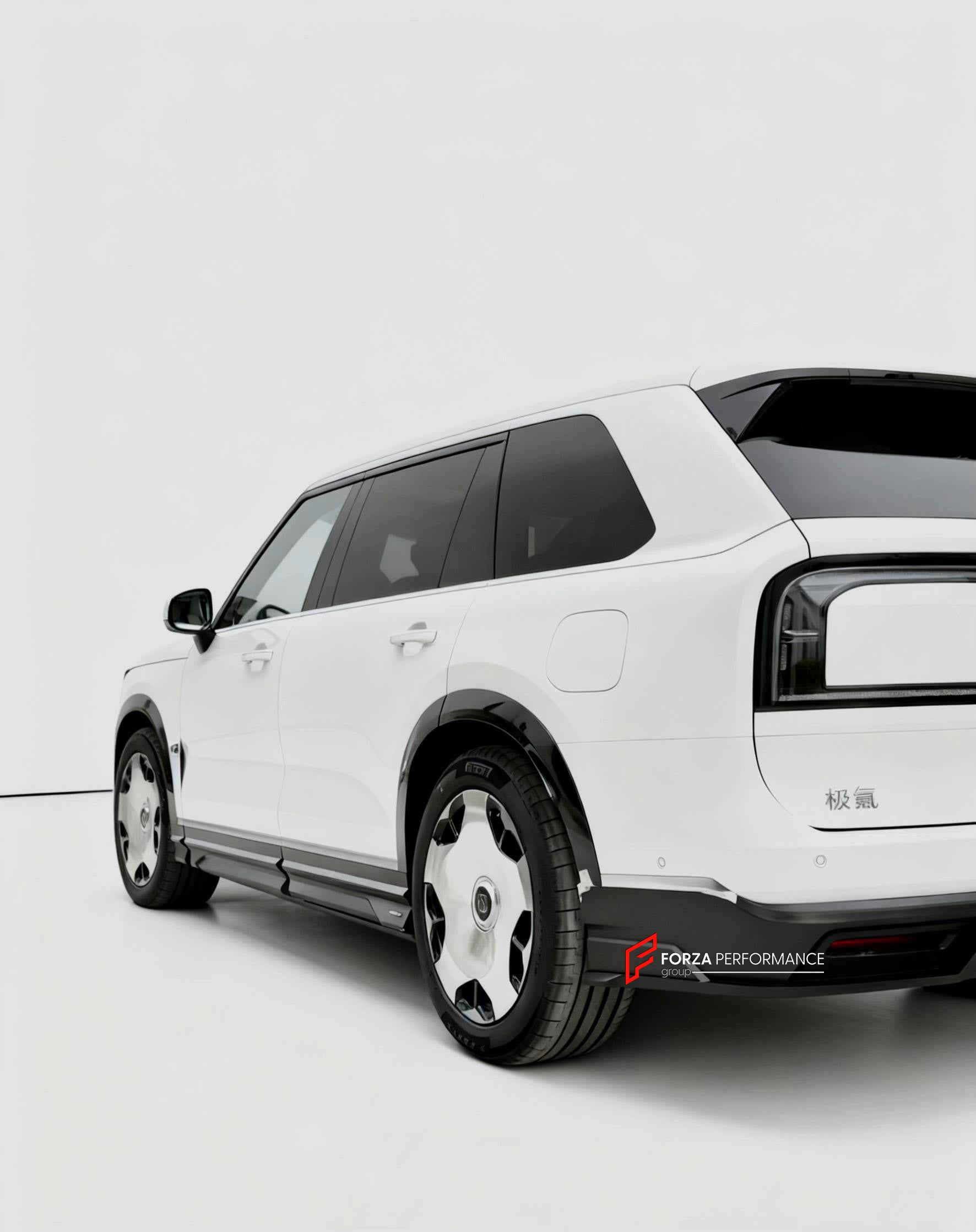 BODY KIT for ZEEKR 9X 2025+

Set includes:
Front Lip

Side Skirts
Rear Diffuser


Material: Plastic

NOTE: Professional installation is required.