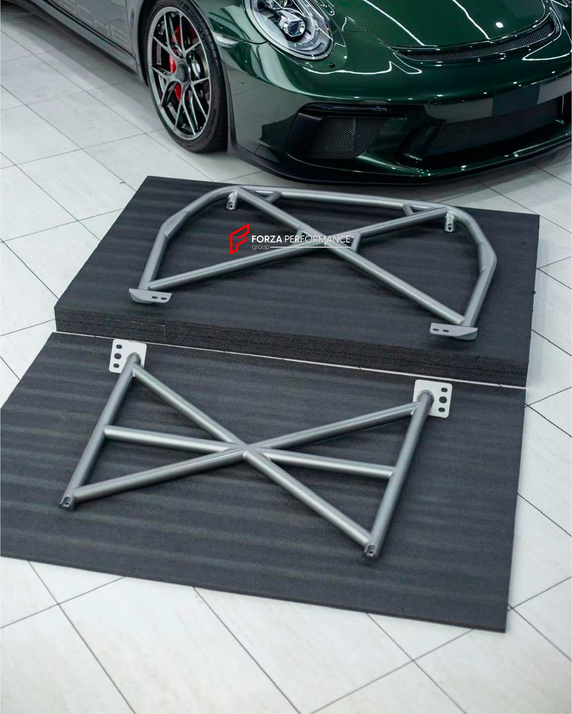BOLT ON ROLL CAGE for PORSCHE 911 991.1 991.2 2011 - 2020

Set includes:

Roll Cage

Weight: 17.5 kg (38.58 lbs)

Material: Chromoly Alloy Steel

CONTACT US FOR PRICING
