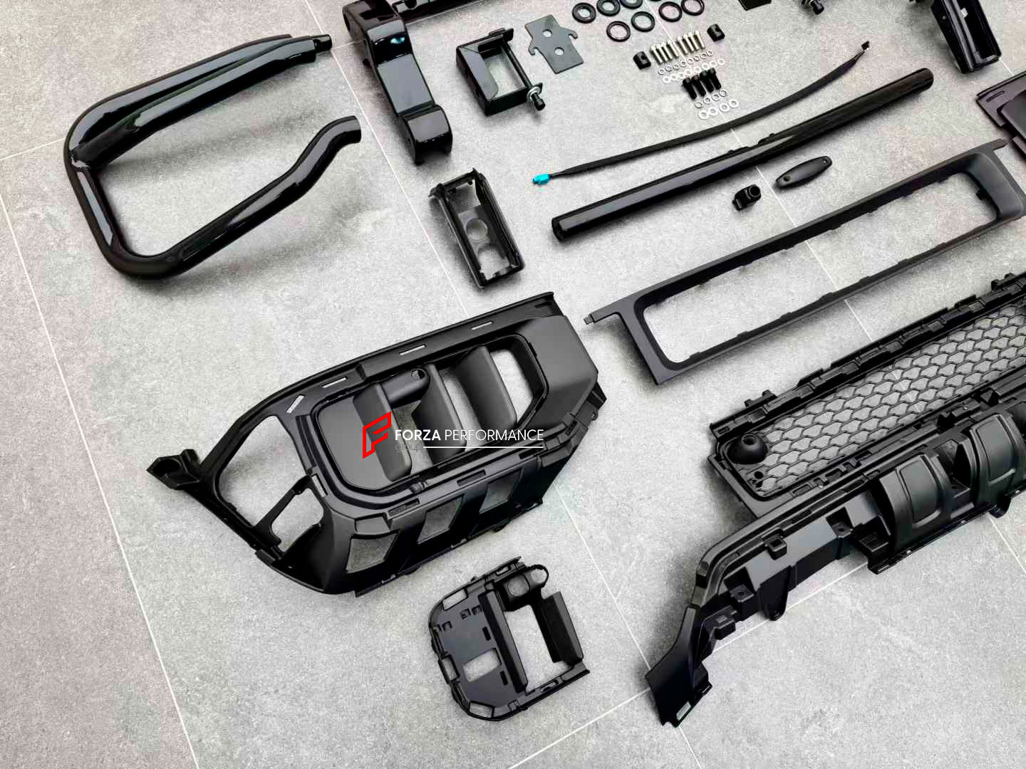 BULLBAR for MERCEDES-BENZ G63 AMG W465 2024+

Set includes:

Bullbar

Material: Steel

NOTE: Professional installation is required