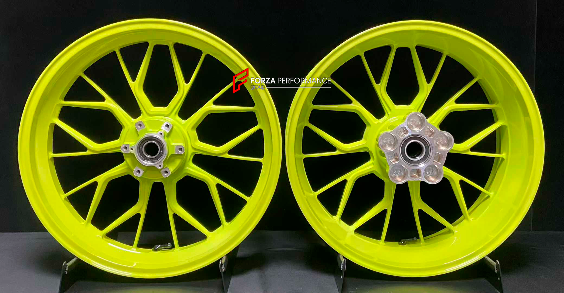 We manufacture premium quality forged motorcycle wheels rims for BMW S1000RR in any design, size, color.

Wheel sizes (motorcycle spec):

Front: 3.5 x 17

Rear: 5.5 x 17

Weight:

Front: 4.35 kg (9.59 lbs)

Rear: 5.23 kg (11.53 lbs)

Finish: Neon Yellow