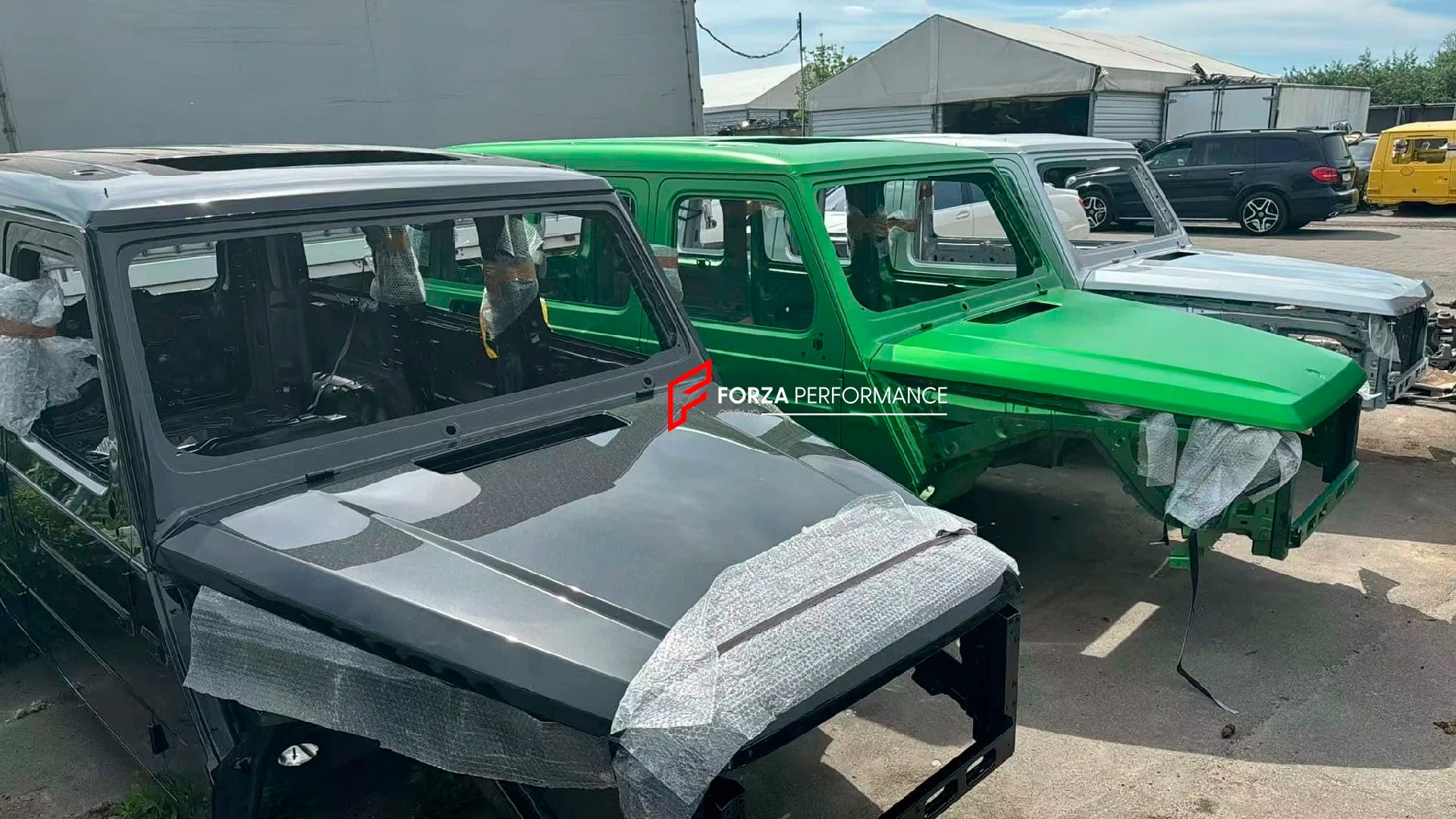 CAR BODY SHELL for MERCEDES BENZ G CLASS W463A W464 2018 - 2023

Set includes:

Body Shell
Hood Bonnet
Front Fenders
Doors
Roof
Rear Trunk Door

Material: Steel

Note: Professional installation is required.