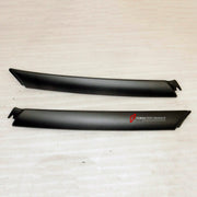 Carbon A-Pillar Cover for Lotus Evora GTE 2009 - 2021
Set includes:

A-Pillar Cover
Material: Carbon

NOTE: Professional installation is required.