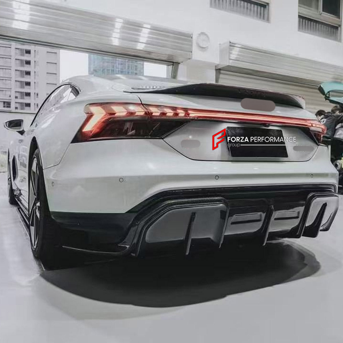CARBON BODY KIT for AUDI E-TRON GT FW 2021 - 2024 FORZA PERFORMANCE custom fit Future Design Style

Set includes:
Front Lip
Side Skirts
Ducktail Spoiler
Rear Diffuser

Material: Carbon

NOTE: Professional installation is required.