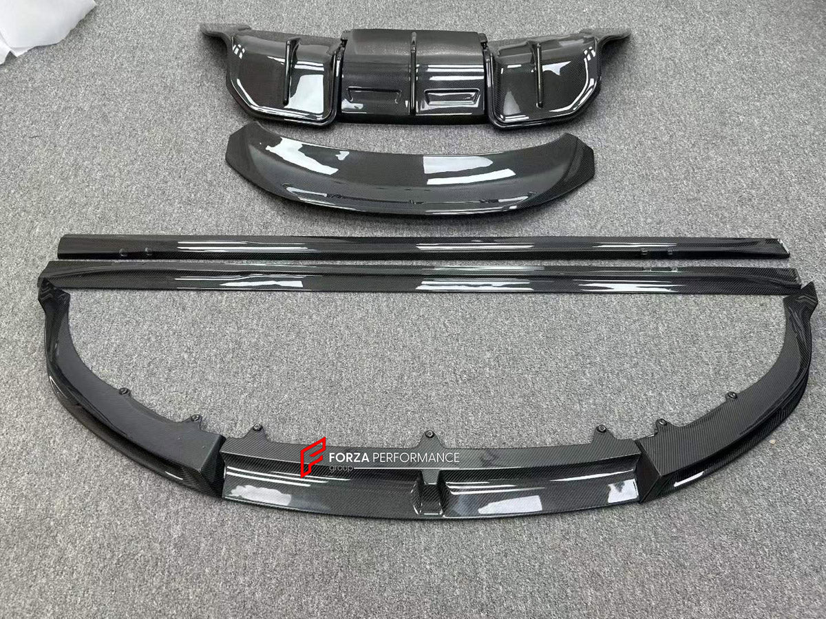 CARBON BODY KIT for AUDI E-TRON GT FW 2021 - 2024 FORZA PERFORMANCE custom fit Future Design Style

Set includes:
Front Lip
Side Skirts
Ducktail Spoiler
Rear Diffuser

Material: Carbon

NOTE: Professional installation is required.