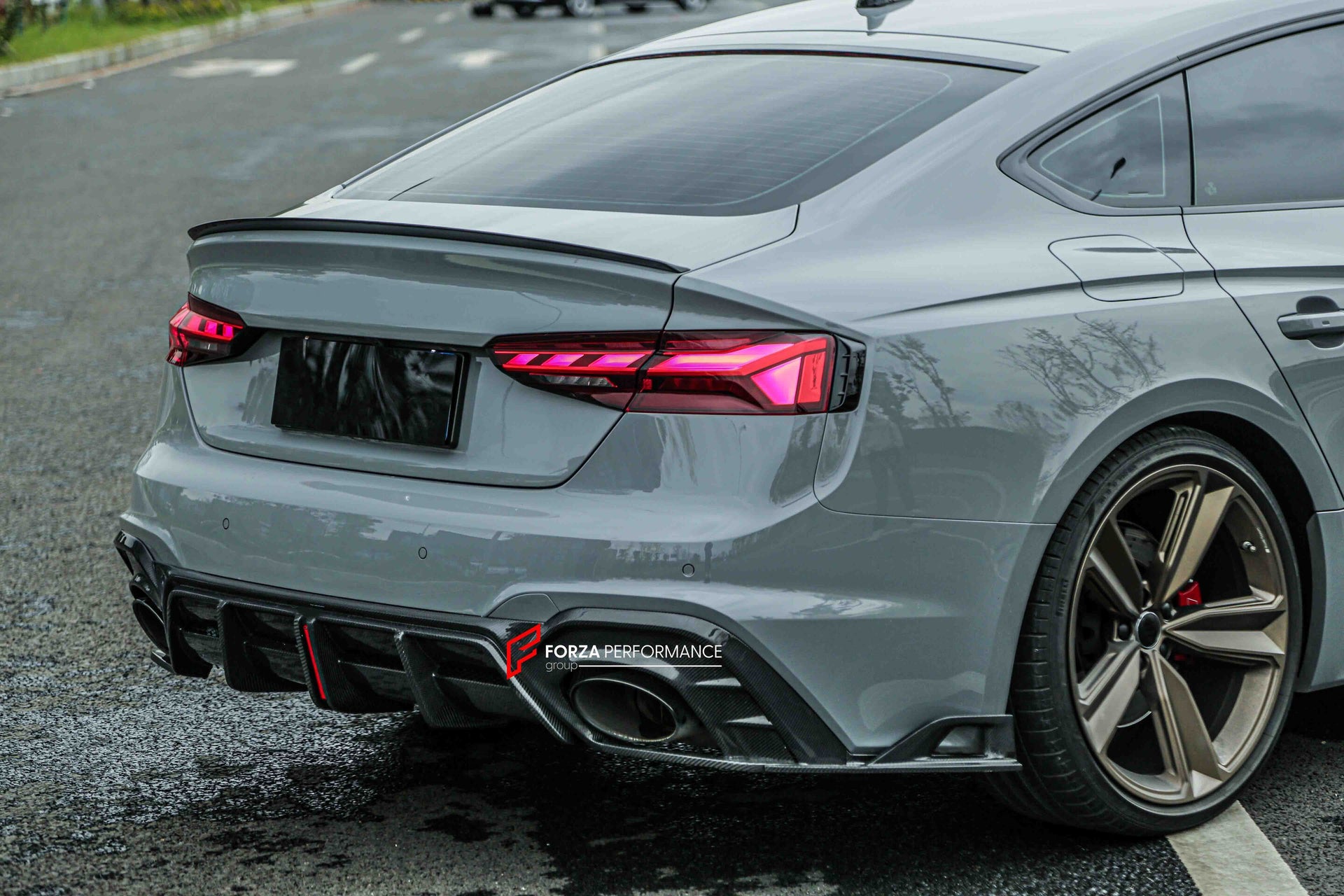 CARBON BODY KIT for AUDI RS5 F5 FACELIFT 2020+    Set includes:  Front Lip  Front Canards Hood/Bonnet Rear Diffuser