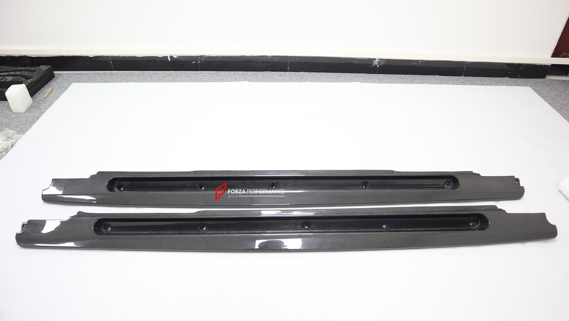 Carbon Body Kit for Bentley Bentayga 2015-2020, Bentley Bentayga Carbon Body Kit 2015-2020, Custom Carbon Body Kit for Bentley Bentayga, Premium Carbon Body Kit for Bentley Bentayga, High Performance Carbon Fiber Body Kit for Bentley Bentayga 2015-2020, Bentley Bentayga Carbon Fiber Aero Body Kit, Aftermarket Carbon Body Kit for Bentley Bentayga, Lightweight Carbon Body Kit for Bentley Bentayga, Bentley Bentayga Carbon Exterior Upgrade Body Kit, Bentley Bentayga Carbon Aero Styling Kit.