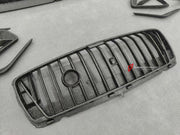 DRY CARBON BODY KIT for BENTLEY CONTINENTAL GT GTC COUPE CONVERTIBLE 2024+ FORZA PERFORMANCE custom fit Mansory Style

Set includes:
Front Lip
Front Bumper Canards
Front Bumper Air Intake Trims
Front Bumper Grille
Hood Bonnet
Side Mirror Covers
Side Strips
Side Skirts
C-Pillar Panel
Roof Spoiler
Decklid Spoiler
Ducktail Spoiler
Rear Diffuser

Material: Dry Carbon

NOTE: Professional installation is required.