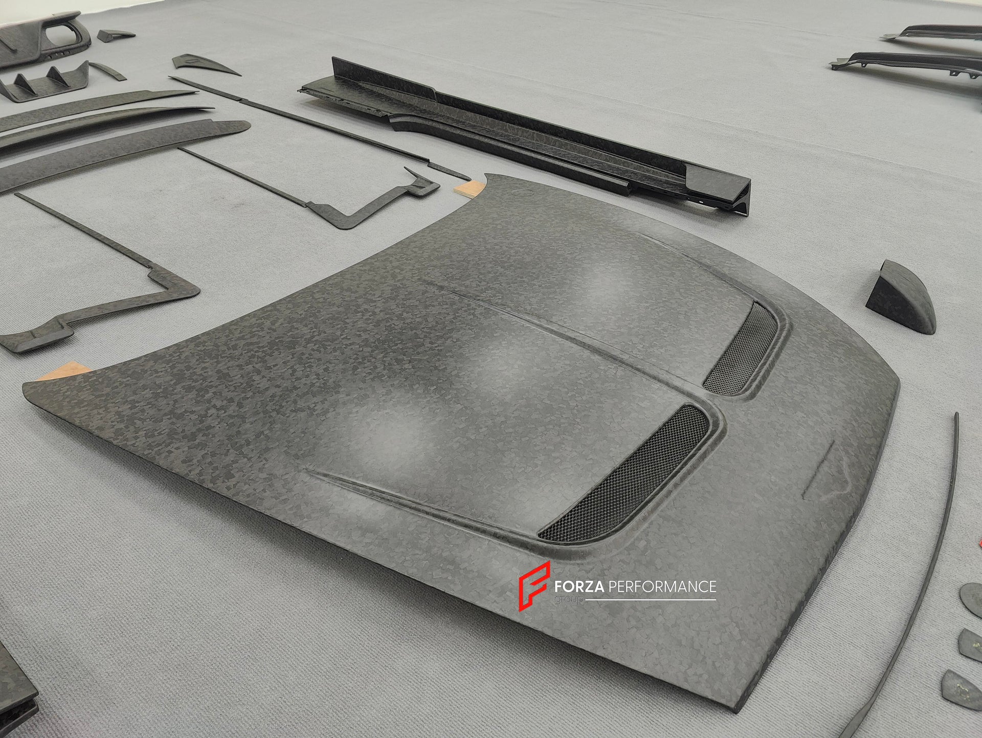 CARBON BODY KIT for BENTLEY CONTINENTAL GT GTC COUPE CONVERTIBLE 2024+ FORZA PERFORMANCE custom fit MANOSRY style