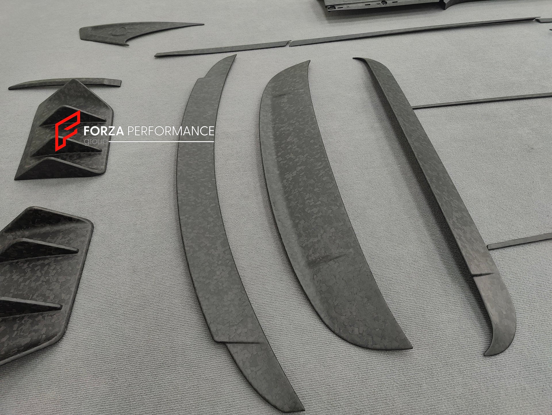 CARBON BODY KIT for BENTLEY CONTINENTAL GT GTC COUPE CONVERTIBLE 2024+ FORZA PERFORMANCE custom fit MANOSRY style