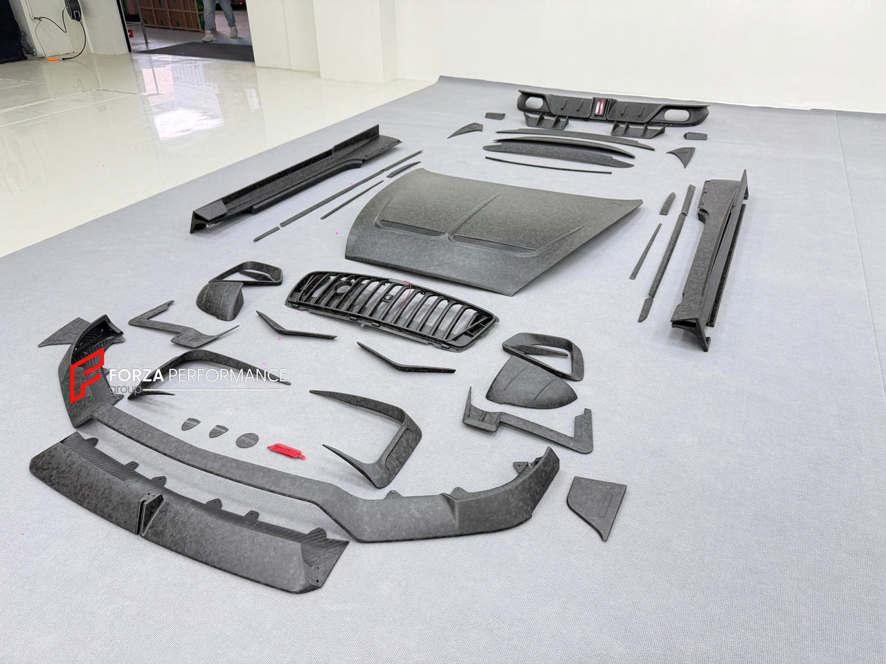 CARBON BODY KIT for BENTLEY CONTINENTAL GT GTC COUPE CONVERTIBLE 2024+ FORZA PERFORMANCE custom fit MANOSRY style