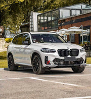 CARBON BODY KIT for BMW X3 G01 iX3 G08 M40i 30i XDRIVE 2021 - 2025 FORZA PERFORMANCE Custom fit Dry Carbon Achen Cybe Achencybe Design Style
Set includes:

Front Lip
Rear Diffuser (standard or extended design — your choice)
Roof Spoiler
Material: Carbon

NOTE: Professional installation is required.
