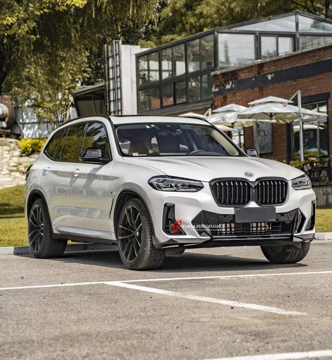 CARBON BODY KIT for BMW X3 G01 iX3 G08 M40i 30i XDRIVE 2021 - 2025 FORZA PERFORMANCE Custom fit Dry Carbon Achen Cybe Achencybe Design Style
Set includes:

Front Lip
Rear Diffuser (standard or extended design — your choice)
Roof Spoiler
Material: Carbon

NOTE: Professional installation is required.