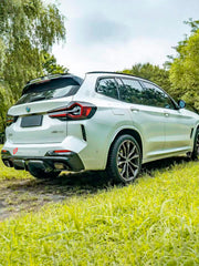 CARBON BODY KIT for BMW X3 G01 iX3 G08 M40i 30i XDRIVE 2021 - 2025 FORZA PERFORMANCE Custom fit Dry Carbon Achen Cybe Achencybe Design Style
Set includes:

Front Lip
Rear Diffuser (standard or extended design — your choice)
Roof Spoiler
Material: Carbon

NOTE: Professional installation is required.