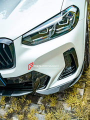 CARBON BODY KIT for BMW X3 G01 iX3 G08 M40i 30i XDRIVE 2021 - 2025 FORZA PERFORMANCE Custom fit Dry Carbon Achen Cybe Achencybe Design Style
Set includes:

Front Lip
Rear Diffuser (standard or extended design — your choice)
Roof Spoiler
Material: Carbon

NOTE: Professional installation is required.