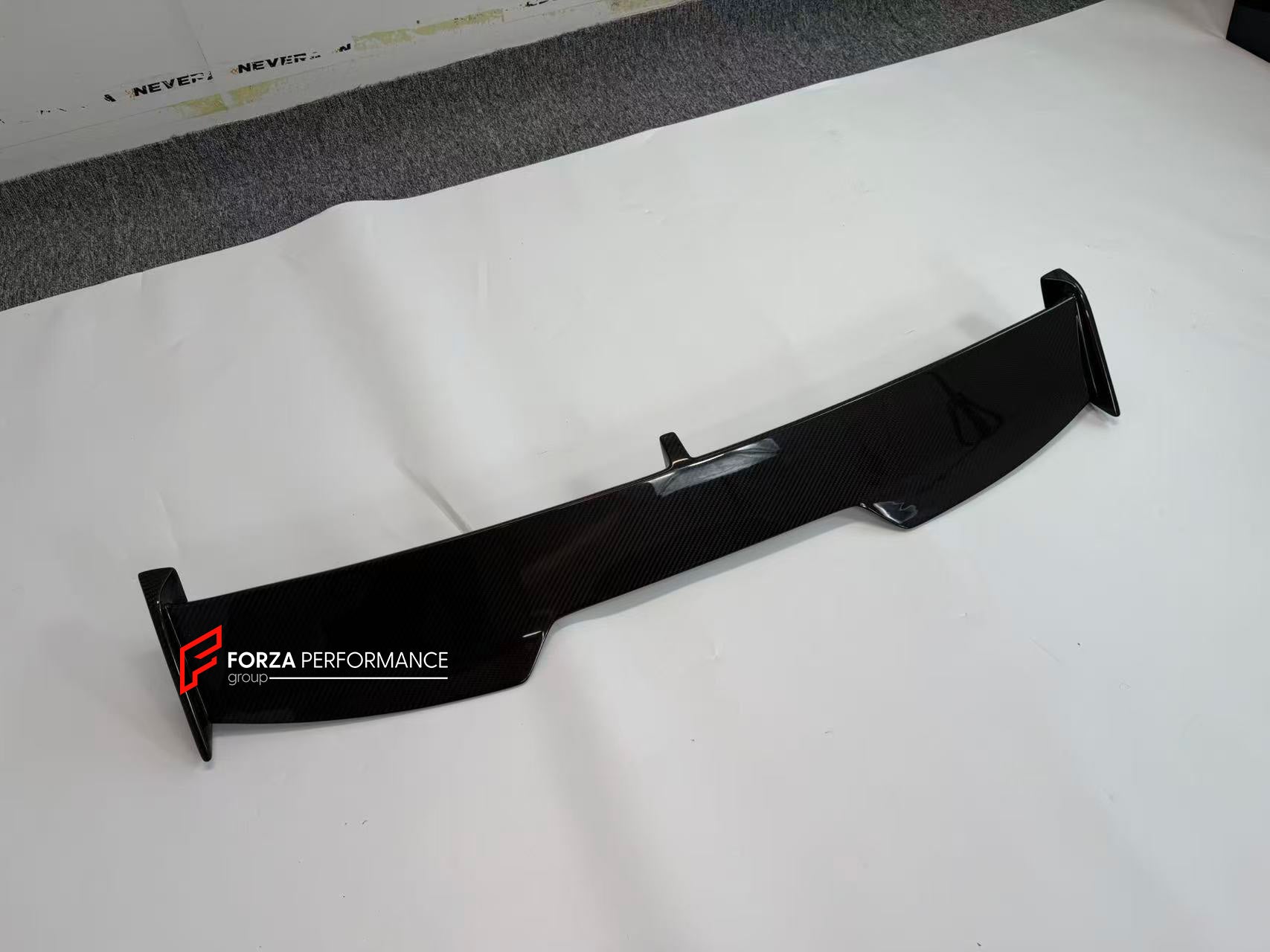 CARBON BODY KIT for BMW X6M F96 2020+

Set includes:

Front Lip

Side Skirts
Wing Spoiler
Rear Diffuser Assembly

Material: Carbon

NOTE: Professional installation is required