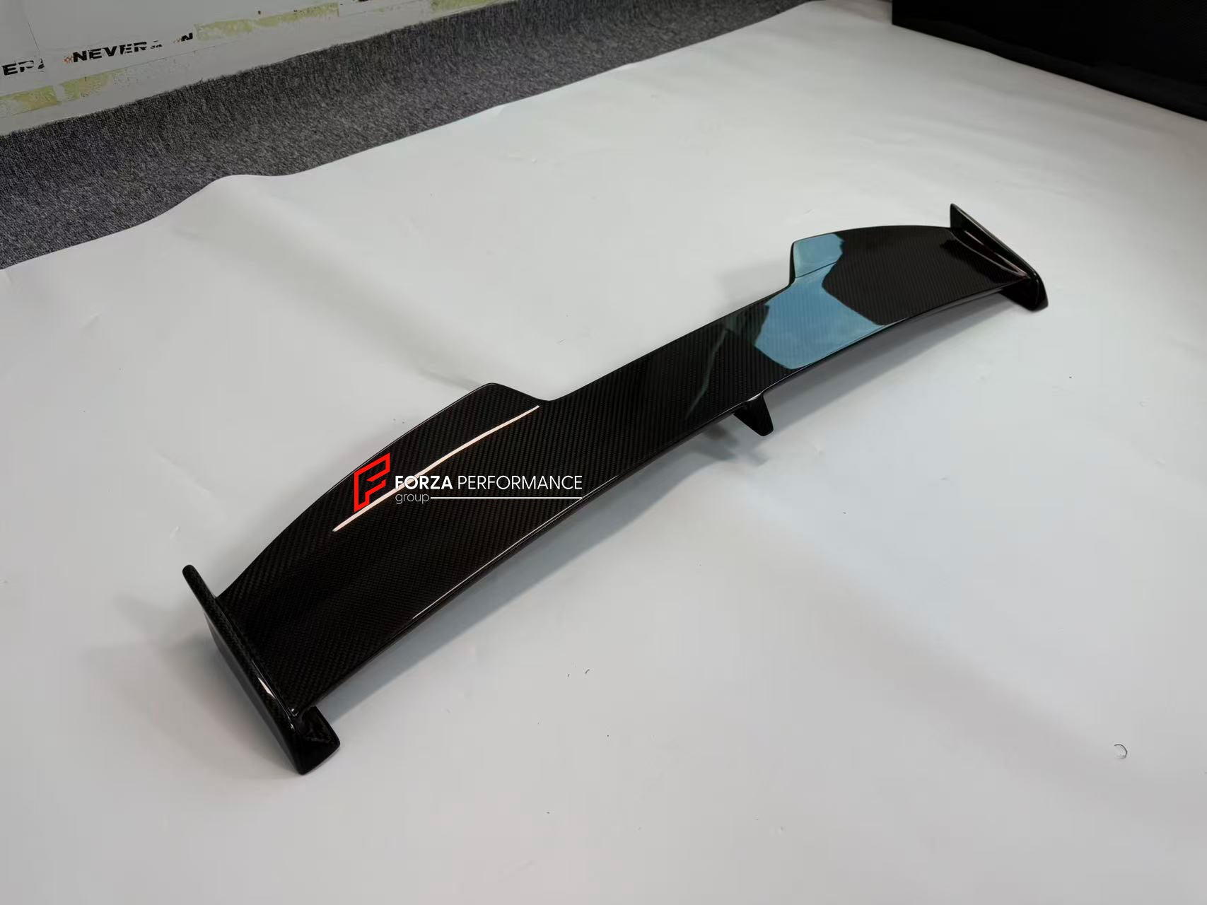 CARBON BODY KIT for BMW X6M F96 2020+

Set includes:

Front Lip

Side Skirts
Wing Spoiler
Rear Diffuser Assembly

Material: Carbon

NOTE: Professional installation is required