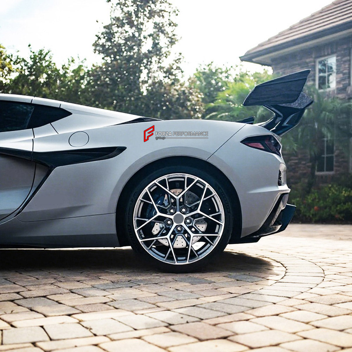 CARBON BODY KIT for Chevrolet Corvette C8 Z06 2020+
Set includes:

Front Lip
Hood Bonnet
Engine Cover
Engine Cover Lid
Rear Spoiler Wing
Rear Fenders
Rear Bumper Assembly
Rear Diffuser
Material: Carbon

NOTE: Professional installation is required.