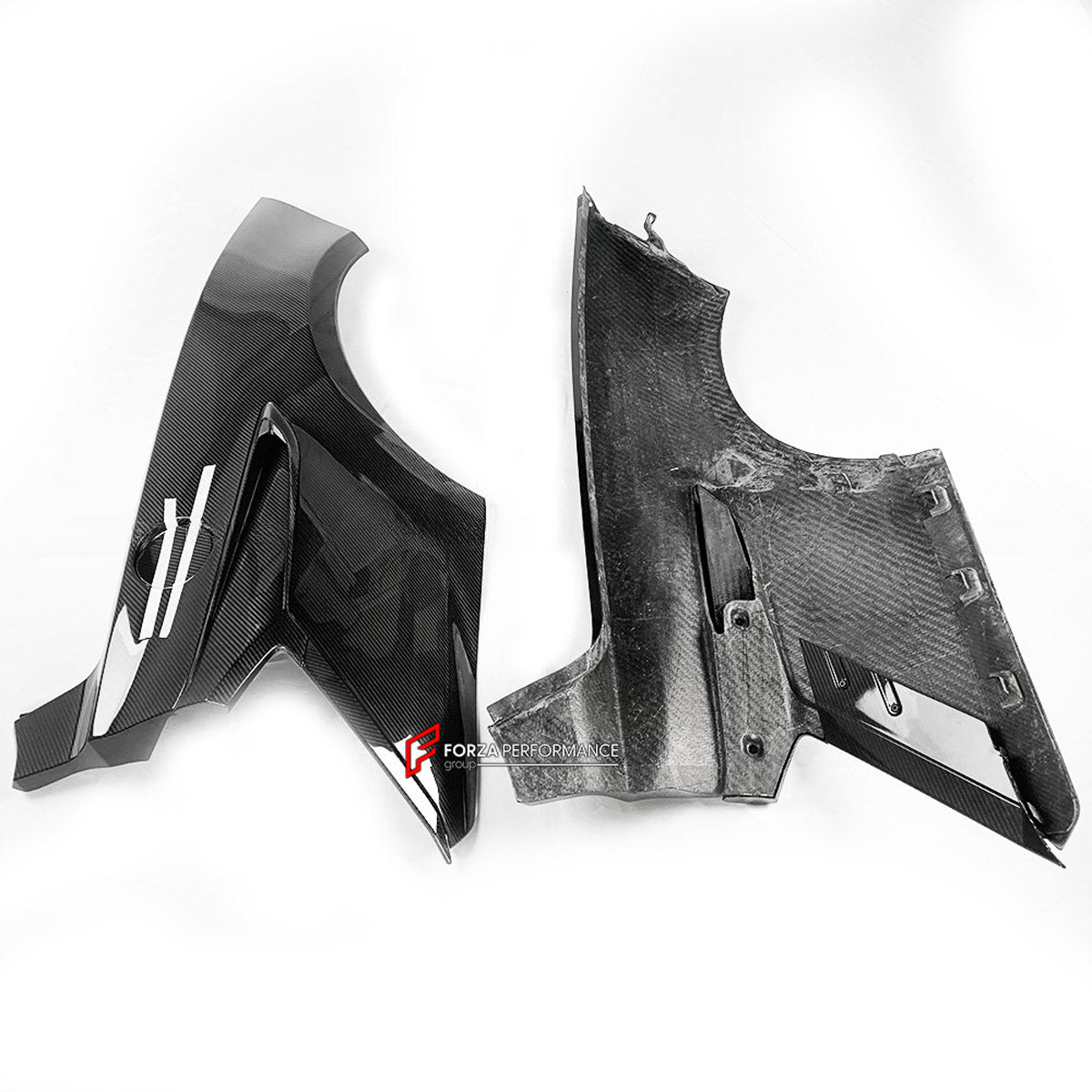 CARBON BODY KIT for Chevrolet Corvette C8 Z06 2020+
Set includes:

Front Lip
Hood Bonnet
Engine Cover
Engine Cover Lid
Rear Spoiler Wing
Rear Fenders
Rear Bumper Assembly
Rear Diffuser
Material: Carbon

NOTE: Professional installation is required.