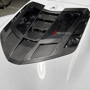 CARBON BODY KIT for Chevrolet Corvette C8 Z06 2020+
Set includes:

Front Lip
Hood Bonnet
Engine Cover
Engine Cover Lid
Rear Spoiler Wing
Rear Fenders
Rear Bumper Assembly
Rear Diffuser
Material: Carbon

NOTE: Professional installation is required.