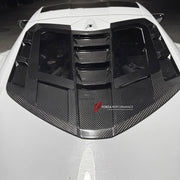 CARBON BODY KIT for Chevrolet Corvette C8 Z06 2020+
Set includes:

Front Lip
Hood Bonnet
Engine Cover
Engine Cover Lid
Rear Spoiler Wing
Rear Fenders
Rear Bumper Assembly
Rear Diffuser
Material: Carbon

NOTE: Professional installation is required.