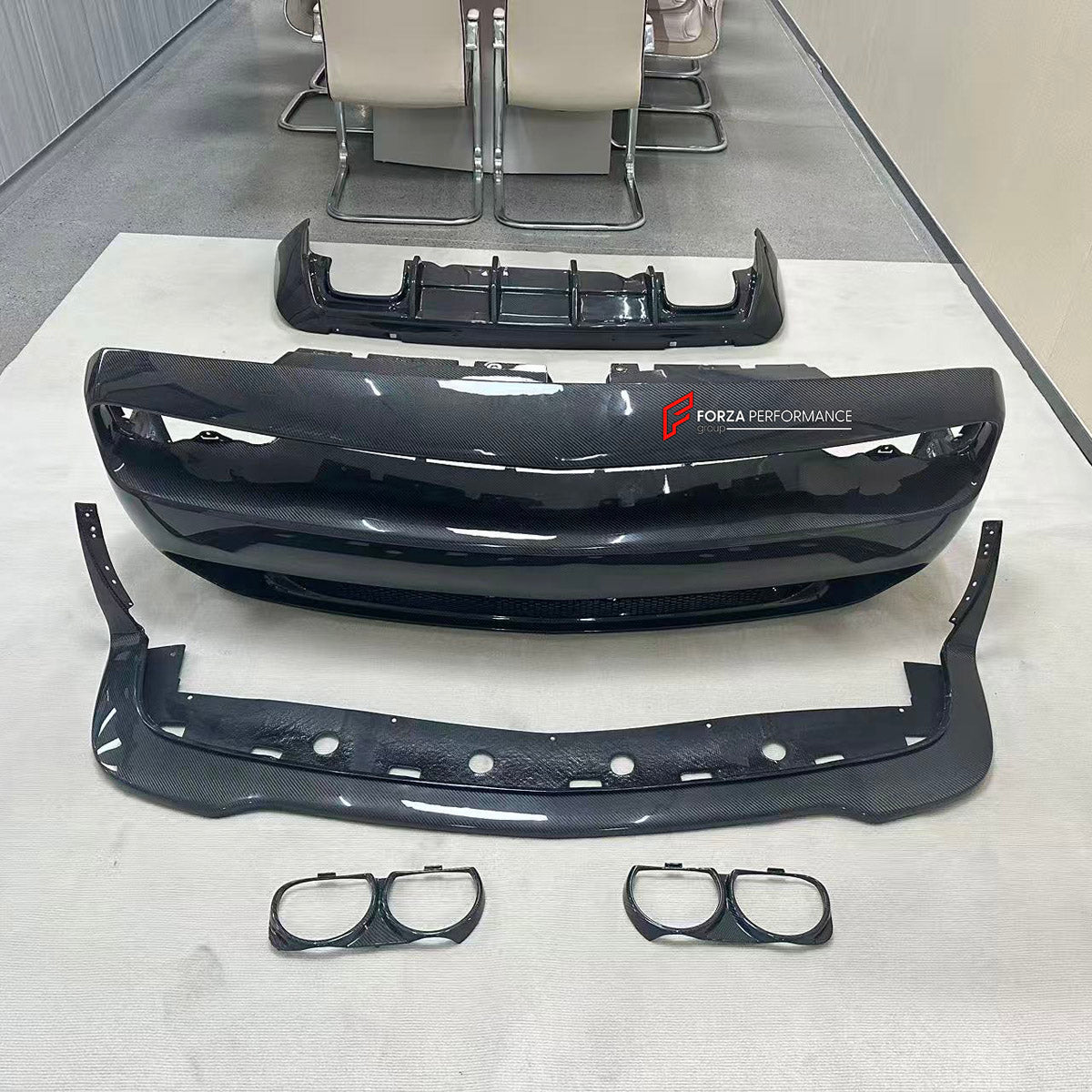 CARBON BODY KIT for Dodge Challenger III LC 2008 - 2024
Set includes:

Front Bumper Assembly
Front Lip
Rear Diffuser
Material: Carbon

NOTE: Professional installation is required.