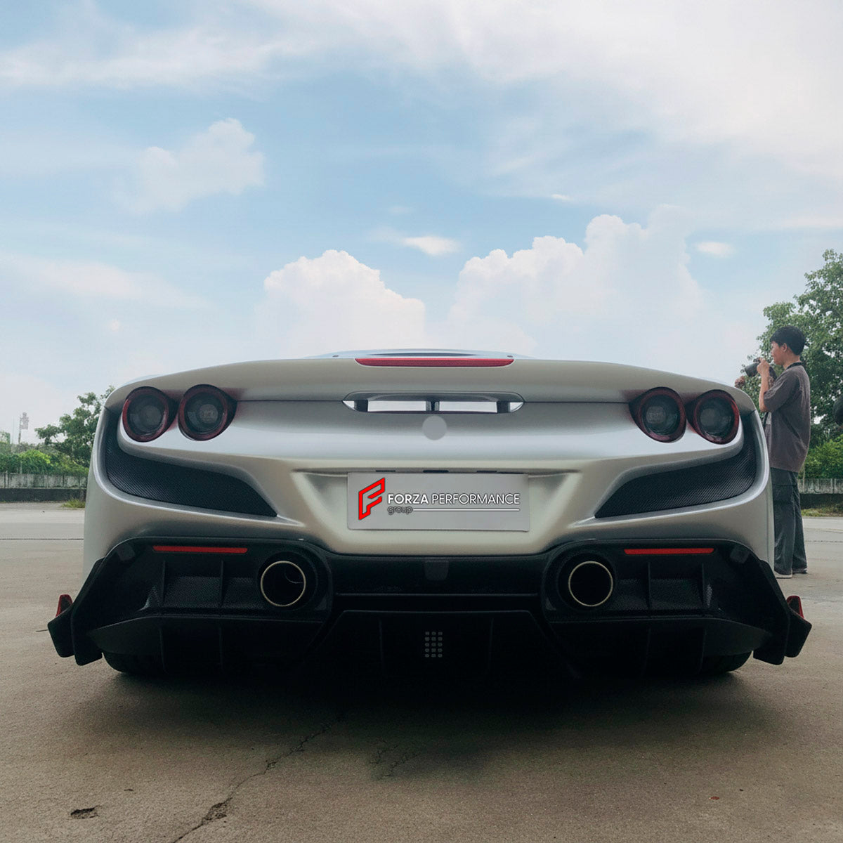 CARBON BODY KIT for Ferrari F8 2019 - 2022
Set includes:

Front Lip
Front Bumper Assembly
Side Skirts
Ducktail Spoiler
Rear Bumper Assembly
Rear Diffuser
Material: Carbon

NOTE: Professional installation is required.